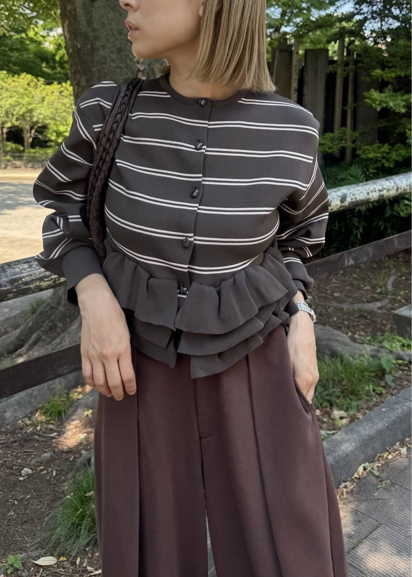 BM32 (預購8月)【Willfully】hem ruffle frill knit cardigan