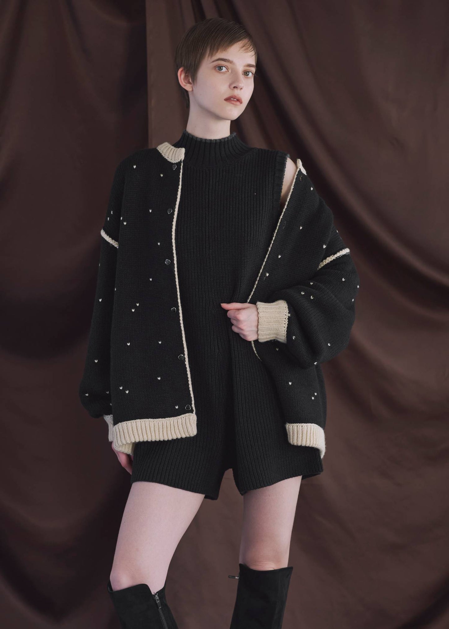 BW06 （預購10月）【Willfully】long heart dot jacquard reversible knit (コピー)
