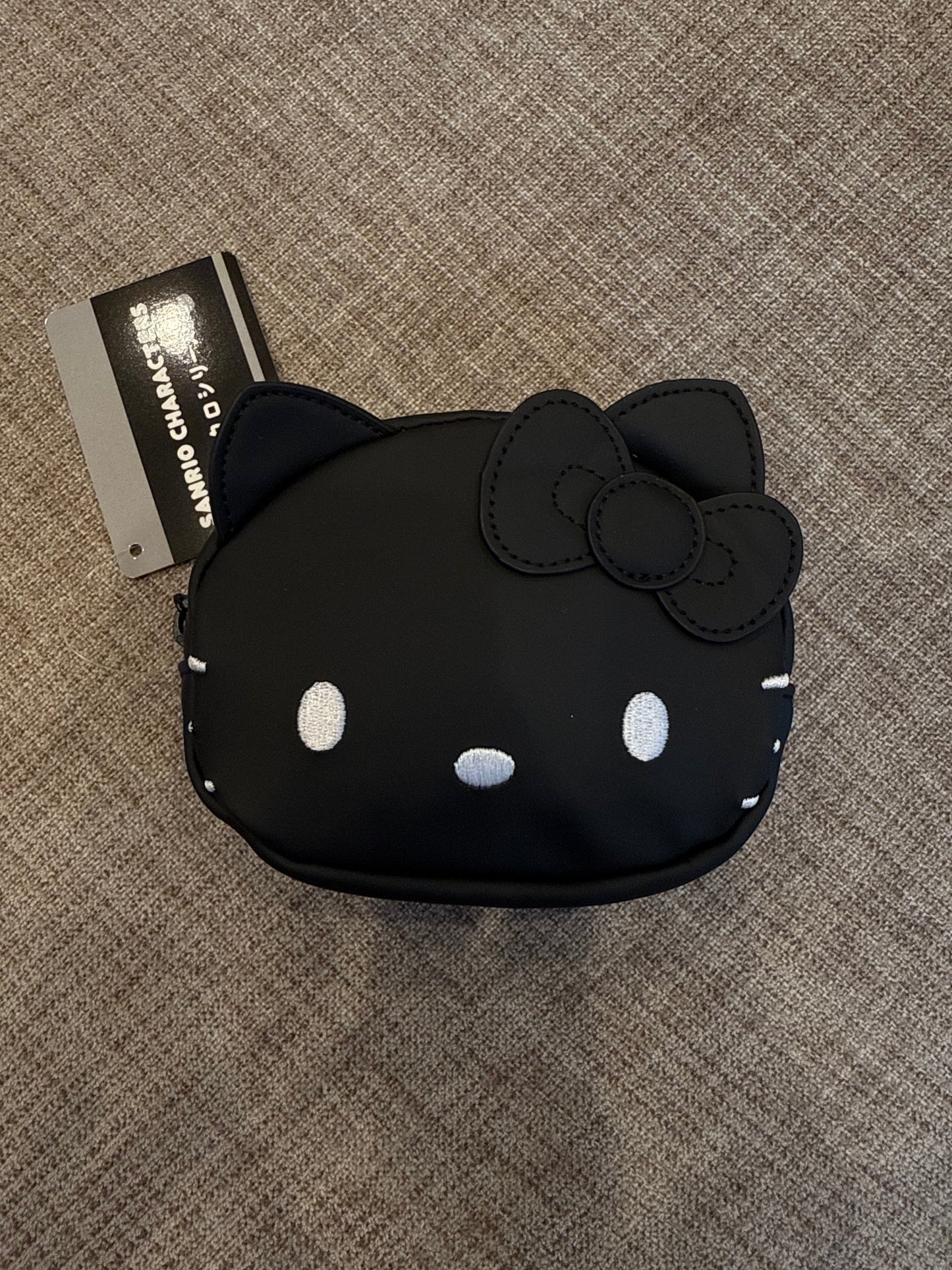 NV95 （台灣現貨）【Hello Kitty】最新難買黑灰皮革系列 - 皮革包包