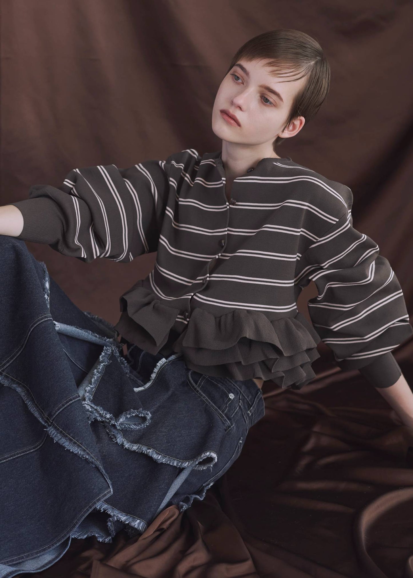 BM32 （預購8月）【Willfully】hem ruffle frill knit cardigan
