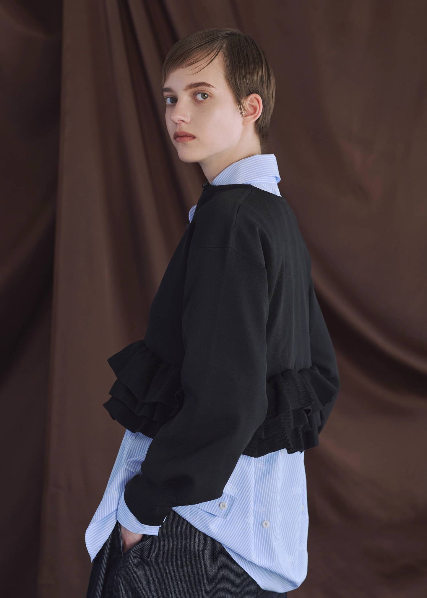 BM32 （預購8月）【Willfully】hem ruffle frill knit cardigan