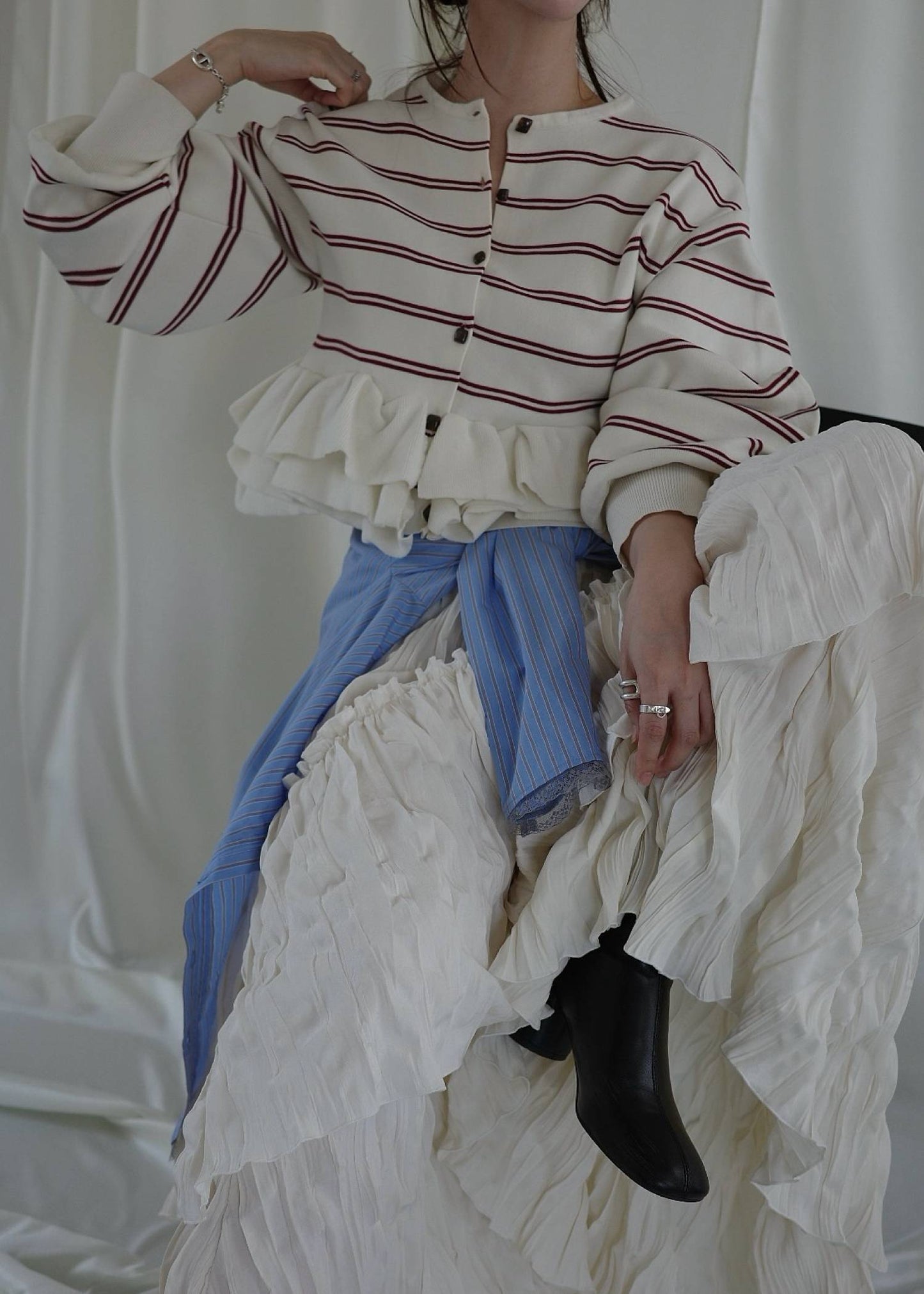 BM32 （預購8月）【Willfully】hem ruffle frill knit cardigan