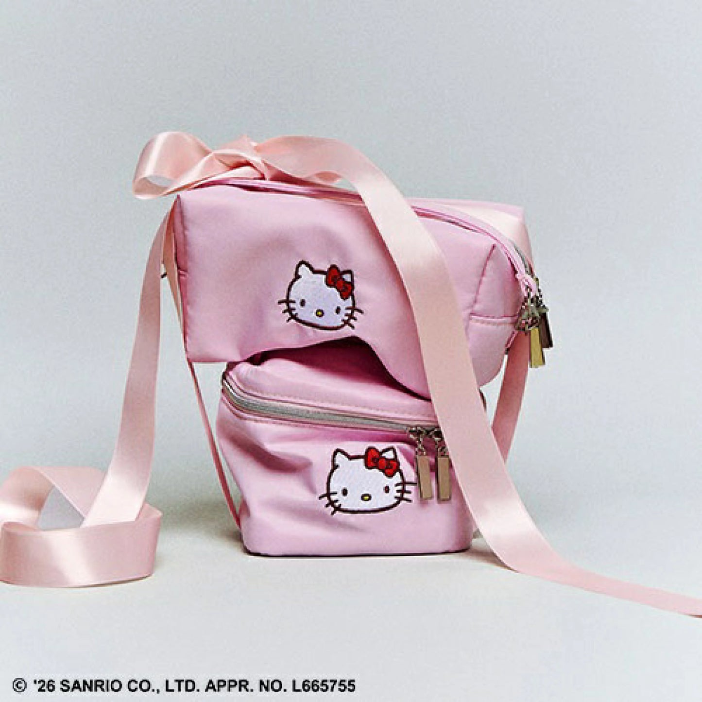 NE18 【Hello Kitty】（預購7月底）Cosme Kitchen 聯名小長方形包