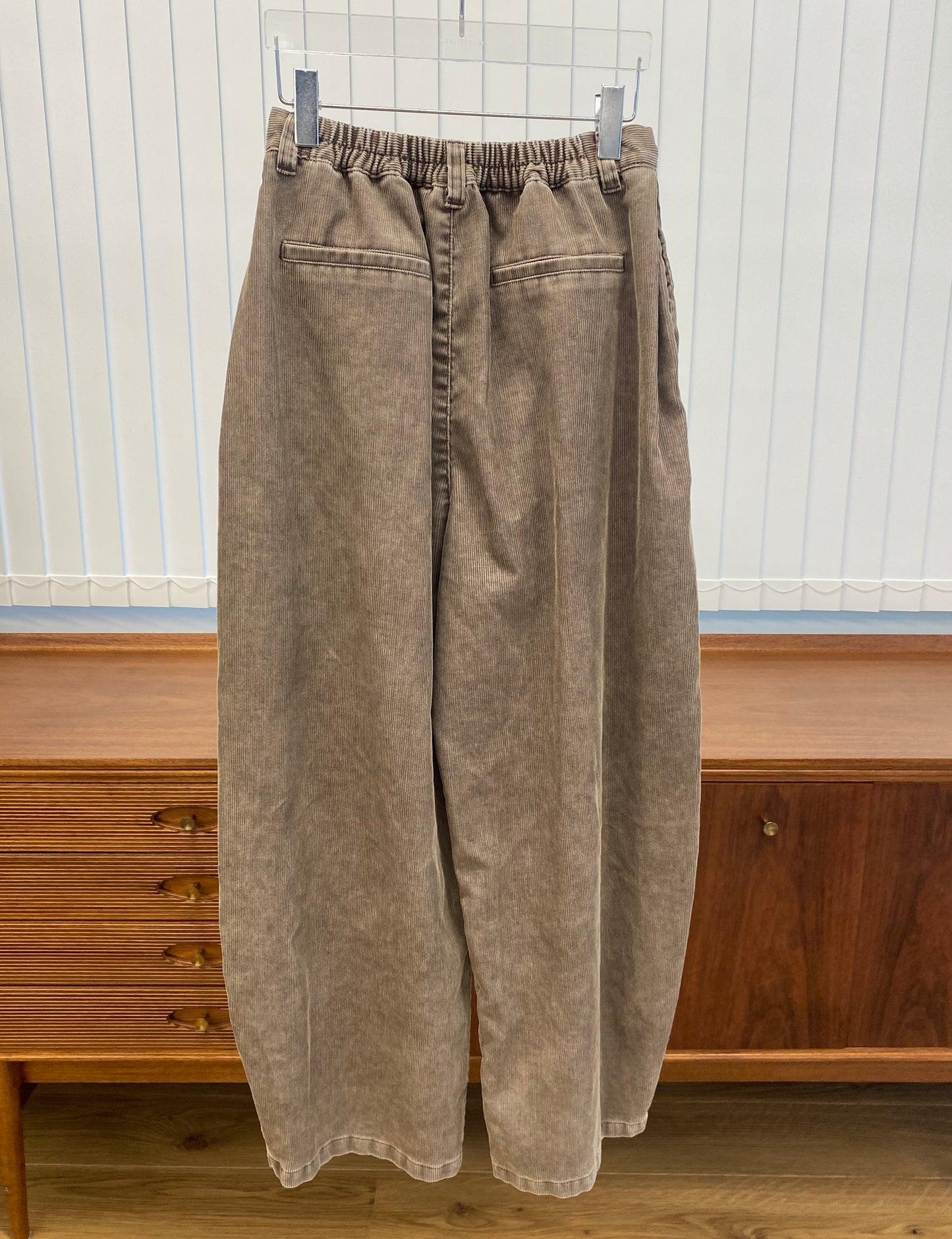 BW04 （預購10月）【Willfully】side tuck chemical wash corduroy