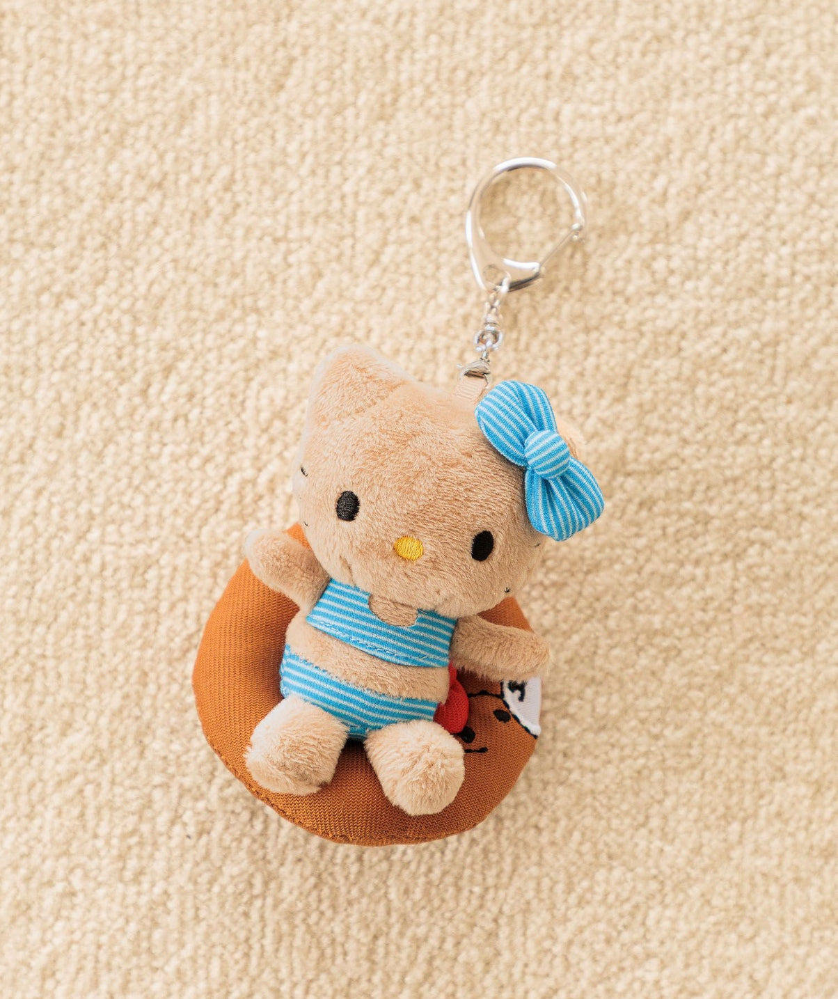 NV92 （台灣現貨）【Hello Kitty】260501最新難買曬黑Kitty系列小小吊飾