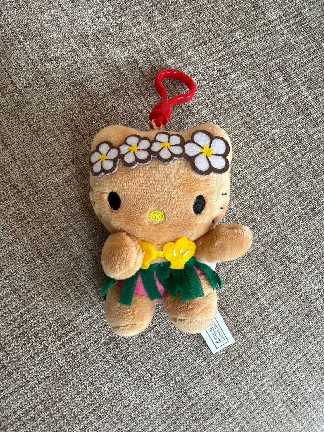 NE11（台灣現貨）【Hello Kitty】關島限定曬黑KITTY吊飾娃娃