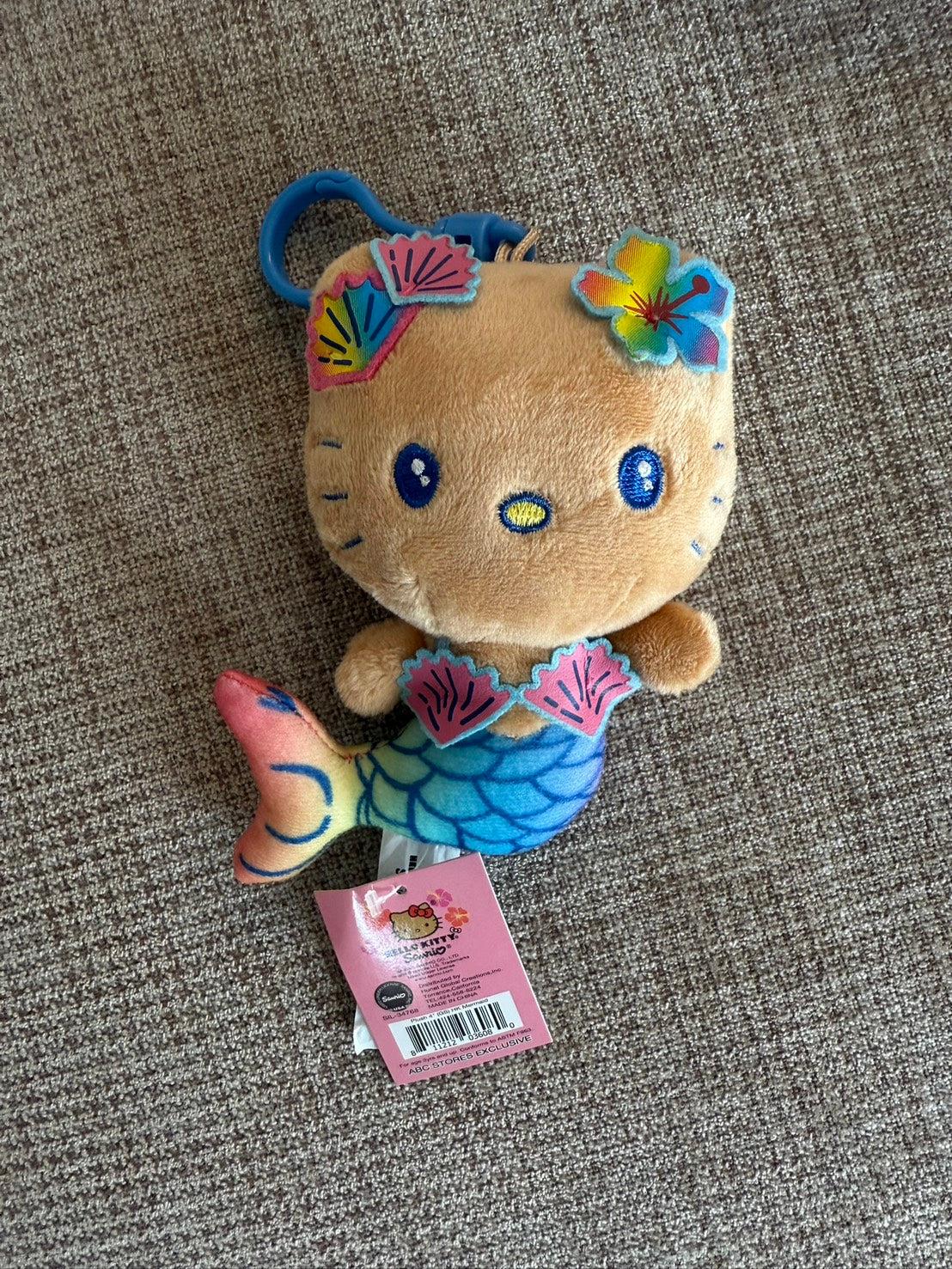 NE11（台灣現貨）【Hello Kitty】關島限定曬黑KITTY吊飾娃娃