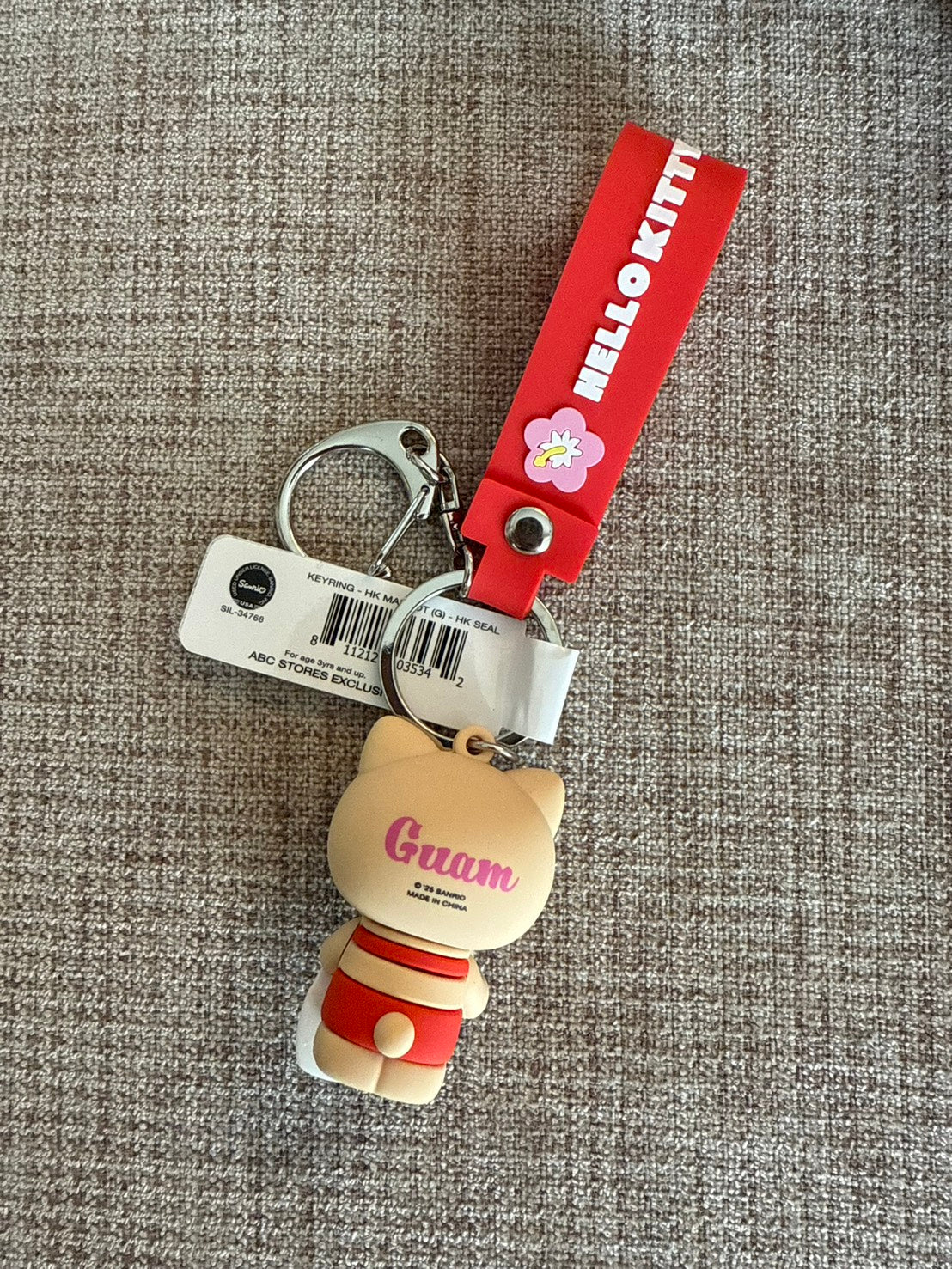 NE12（台灣現貨）【Hello Kitty】關島限定曬黑KITTY鑰匙圈吊飾